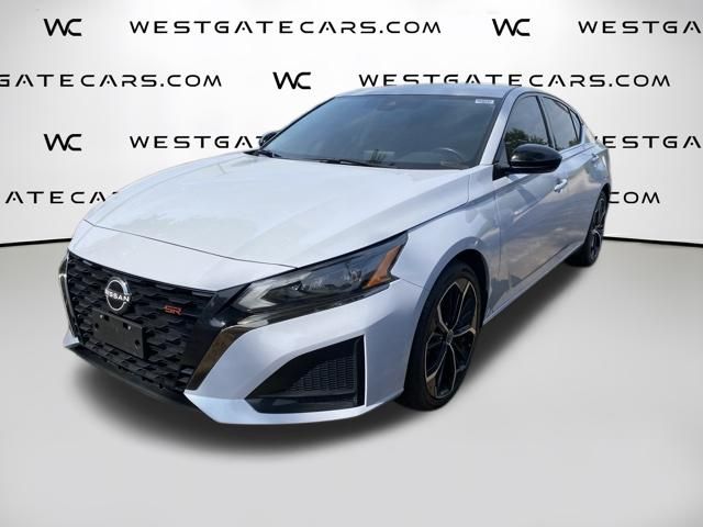 2023 Nissan Altima 2.5 SR's photo