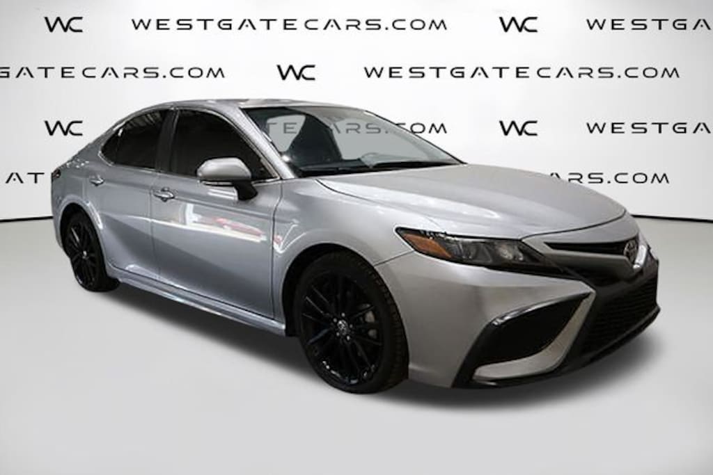 Used 2022 Toyota Camry SE Sedan