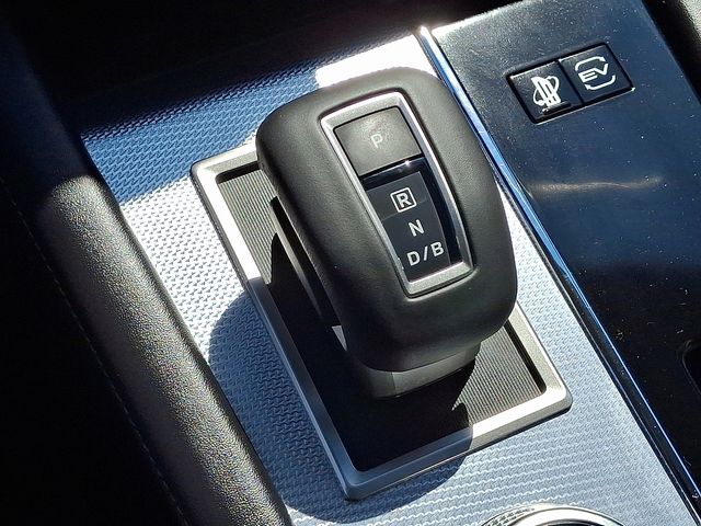 2025 Mitsubishi Outlander Plug-in Hybrid SEL - Photo 10