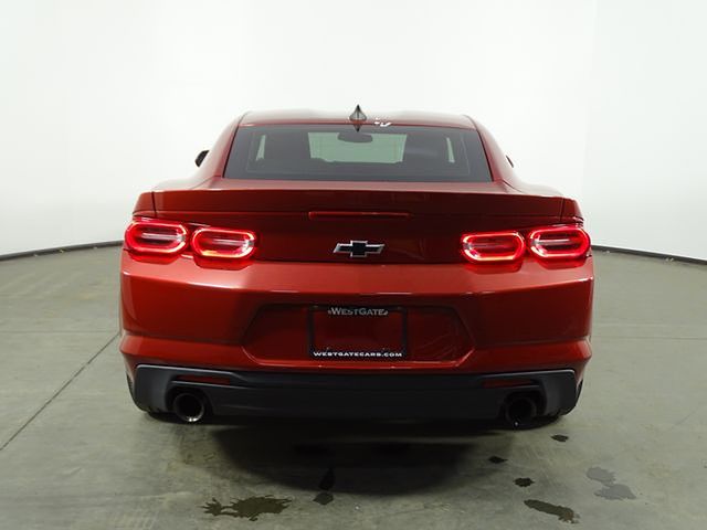 2019 Chevrolet Camaro 1LT photo 4