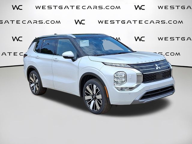 2025 Mitsubishi Outlander SEL's photo