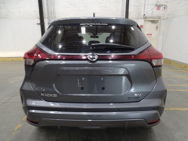 2021 Nissan Kicks SV photo 4