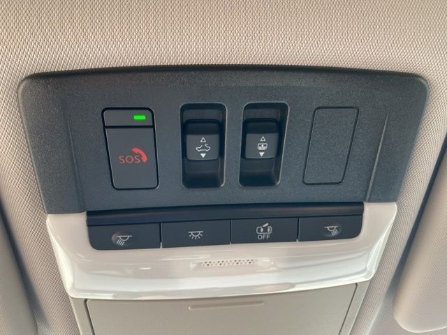 2025 Mitsubishi Outlander Plug-in Hybrid SEL - Photo 33