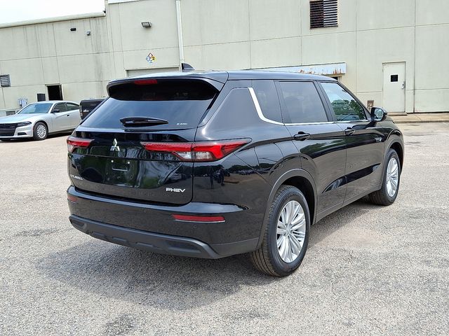 2025 Mitsubishi Outlander PHEV ES photo 4