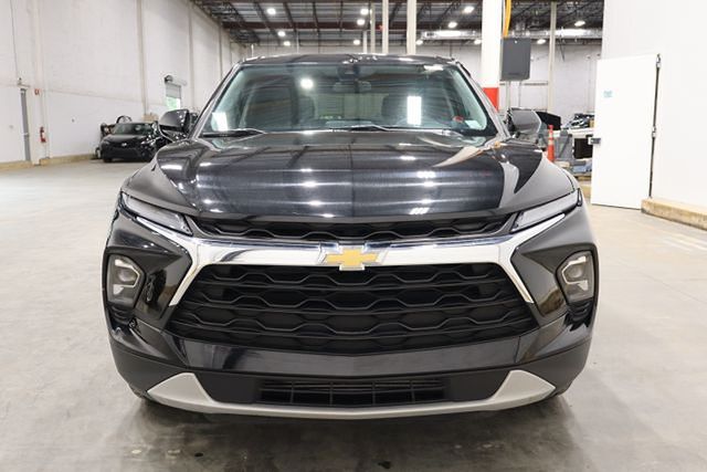 2023 Chevrolet Blazer 2LT photo 2