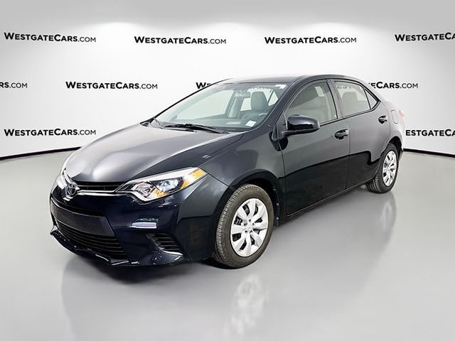 2016 Toyota Corolla LE photo 3