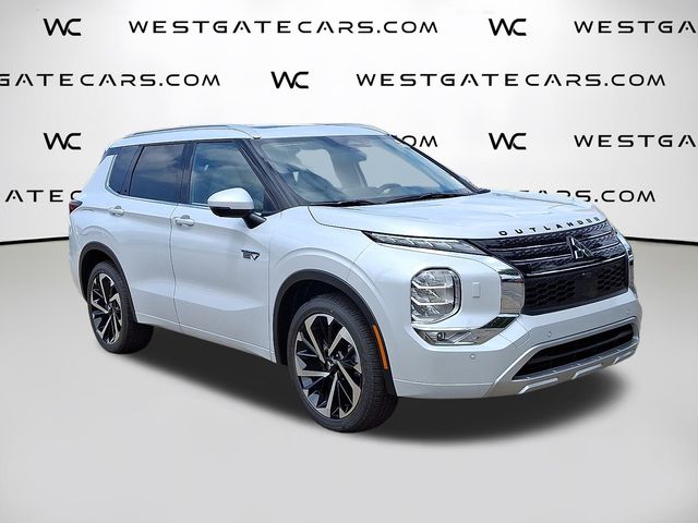 2025 Mitsubishi Outlander Plug-in Hybrid SEL's photo