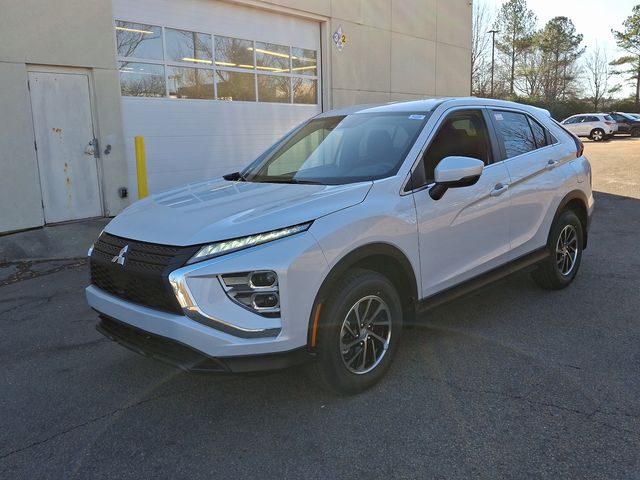 2025 Mitsubishi Eclipse Cross ES photo 2
