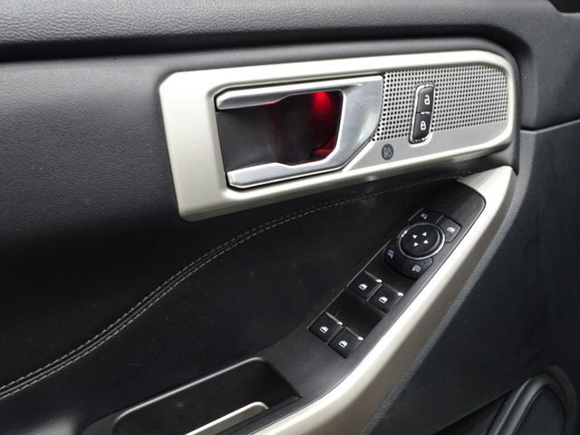 2023 Ford Explorer Limited - Photo 19