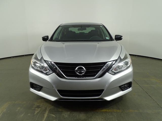 2017 Nissan Altima 2.5 S photo 2