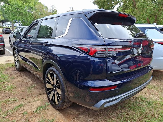 2025 Mitsubishi Outlander SE Ralliart photo 3