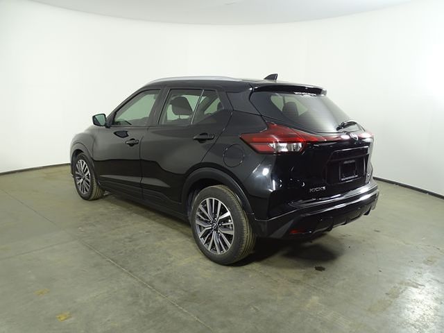 2024 Nissan Kicks SV photo 3