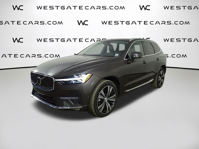 2023 Volvo XC60 Plus's photo