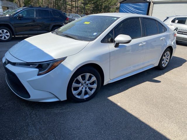 Used 2022 Toyota Corolla LE with VIN JTDEPMAE0N3010374 for sale in Raleigh, NC