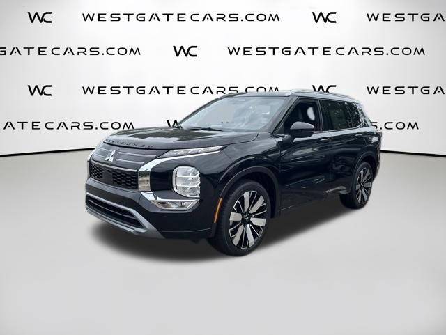2026 Mitsubishi Outlander Black Edition FWD's photo