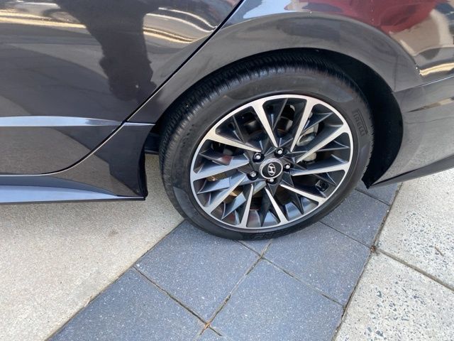 2022 Hyundai Sonata Limited - Photo 17