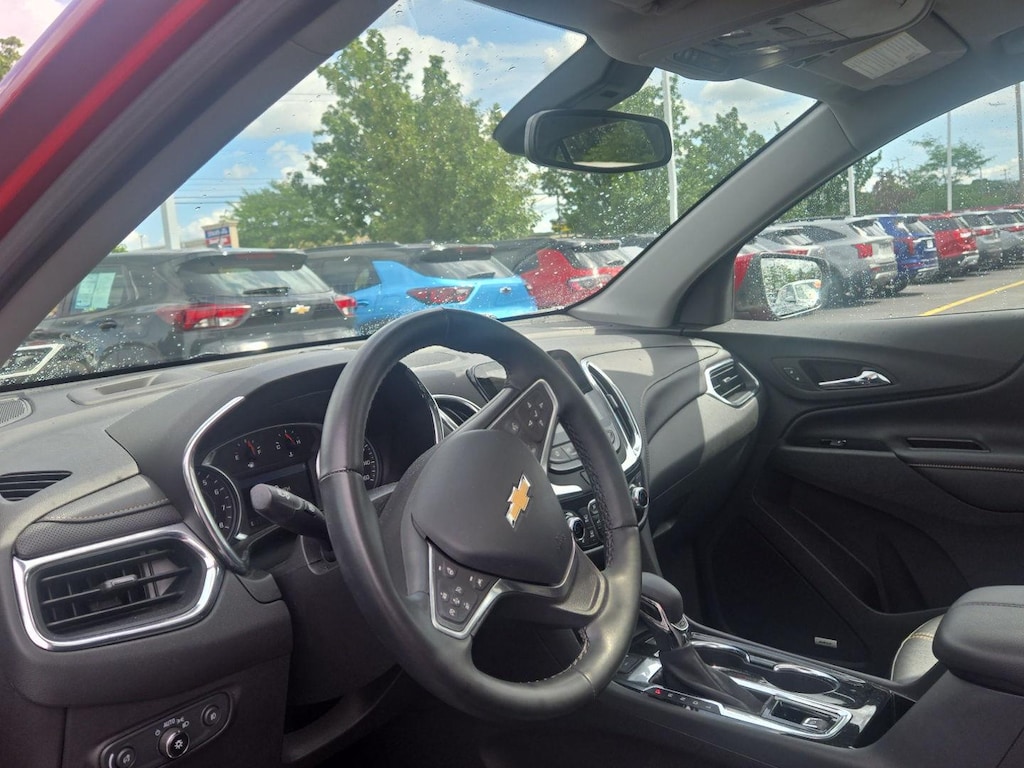 Used 2023 Chevrolet Equinox Premier SUV