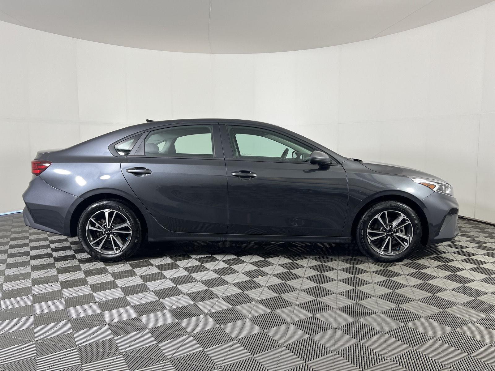 Used 2024 Kia Forte LXS Sedan