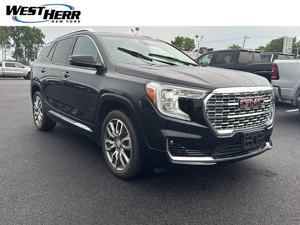 Used 2024 GMC Terrain Denali SUV