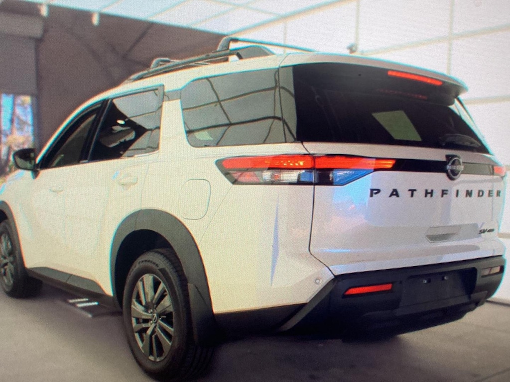 Used 2023 Nissan Pathfinder SV SUV