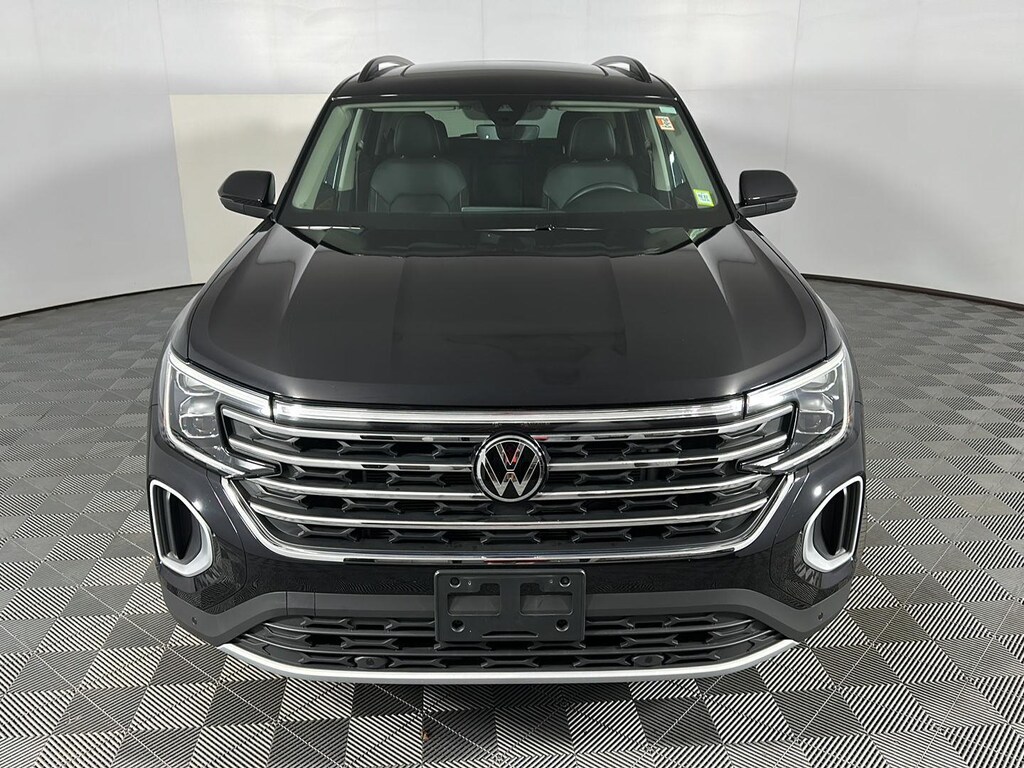Certified 2025 Volkswagen Atlas 2.0T SE w/Technology SUV