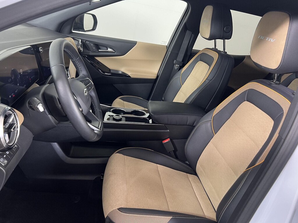 Used 2026 Chevrolet Equinox AWD Activ SUV