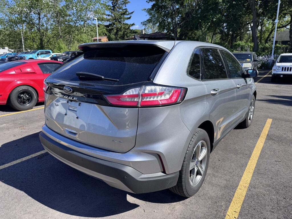 Used 2022 Ford Edge SEL SUV