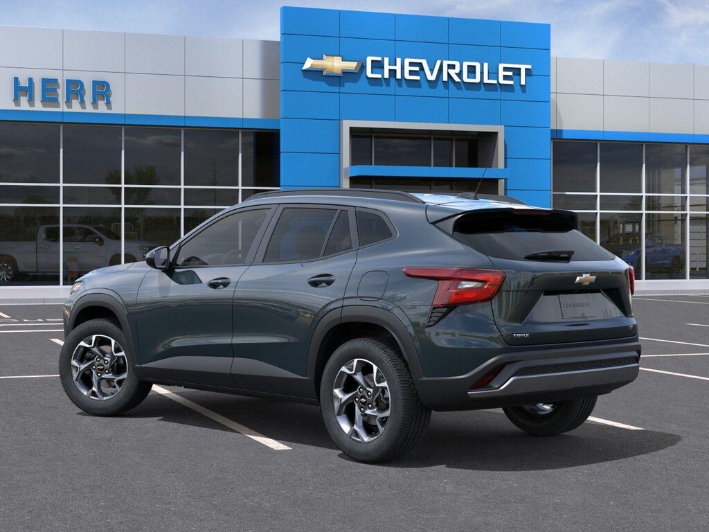 Used 2026 Chevrolet Trax LT SUV