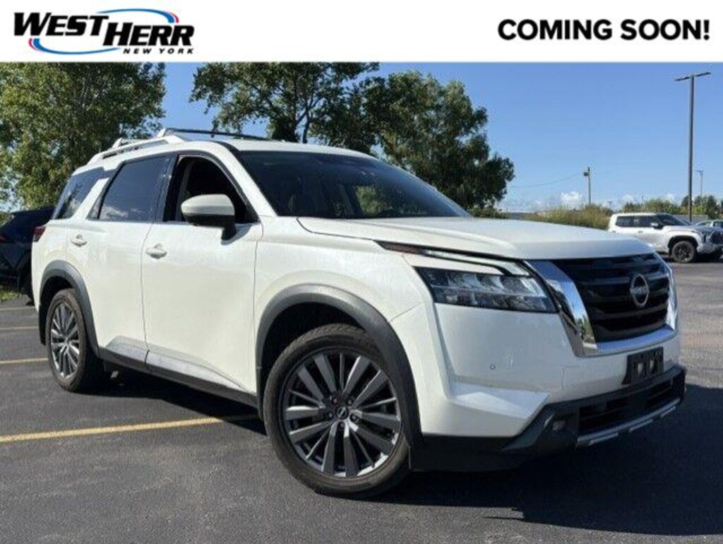 Used 2022 Nissan Pathfinder SL SUV