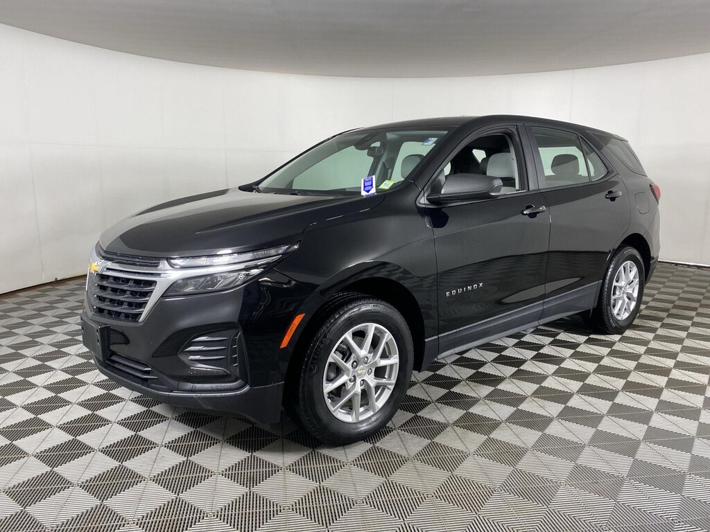 Used 2024 Chevrolet Equinox LS SUV