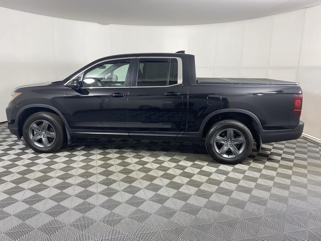 Certified 2023 Honda Ridgeline RTL Truck