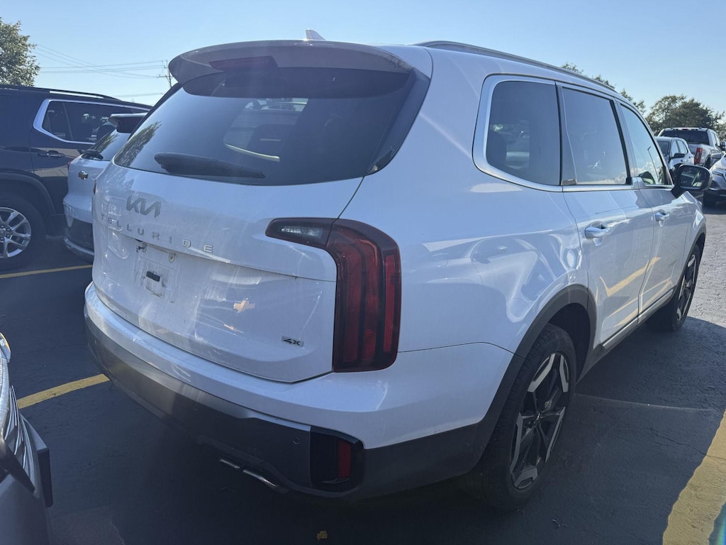 Used 2025 Kia Telluride S SUV