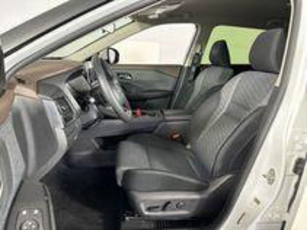 Used 2023 Nissan Rogue SV SUV