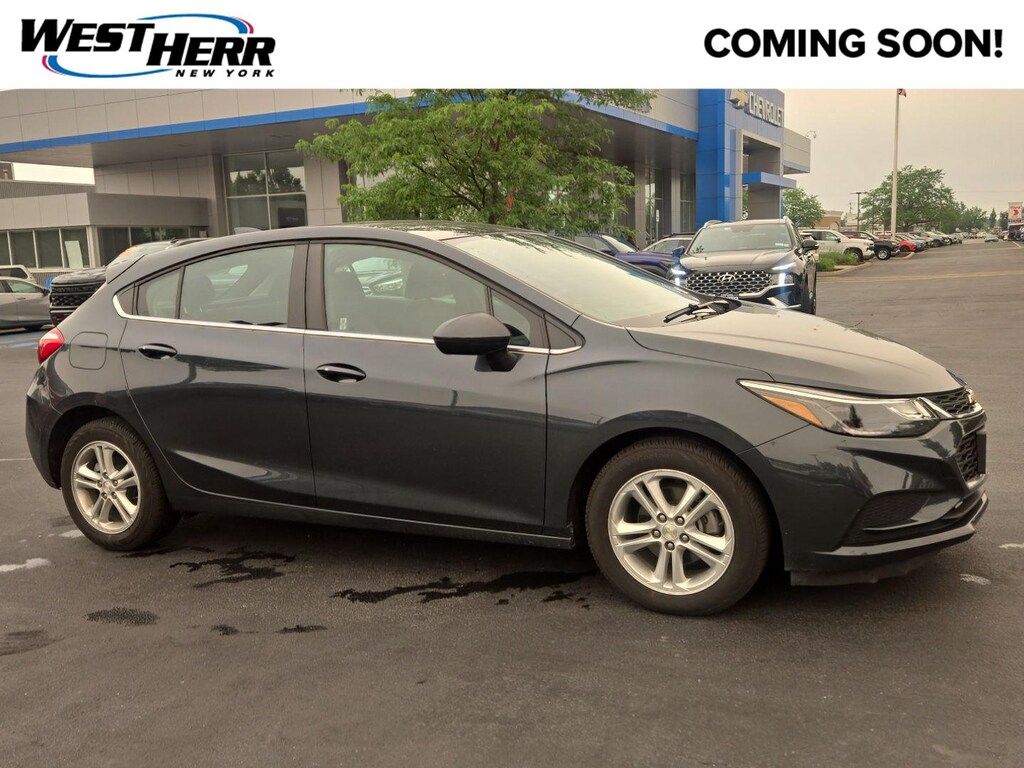 Used 2018 Chevrolet Cruze LT Hatchback