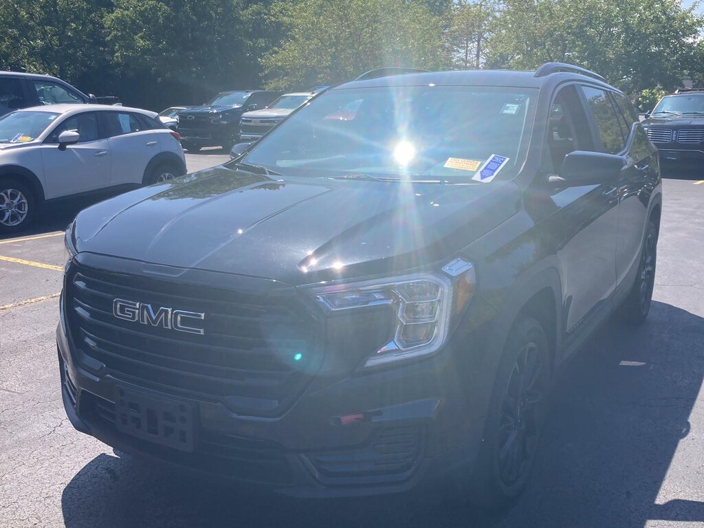 Used 2023 GMC Terrain SLE SUV