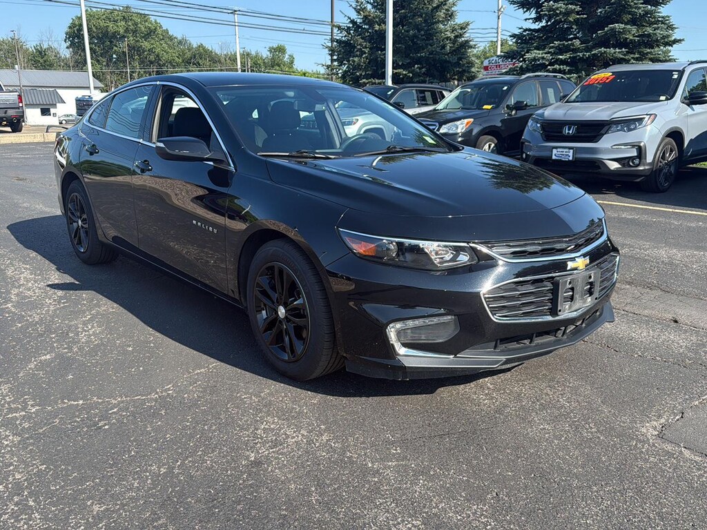 Used 2017 Chevrolet Malibu LT Sedan