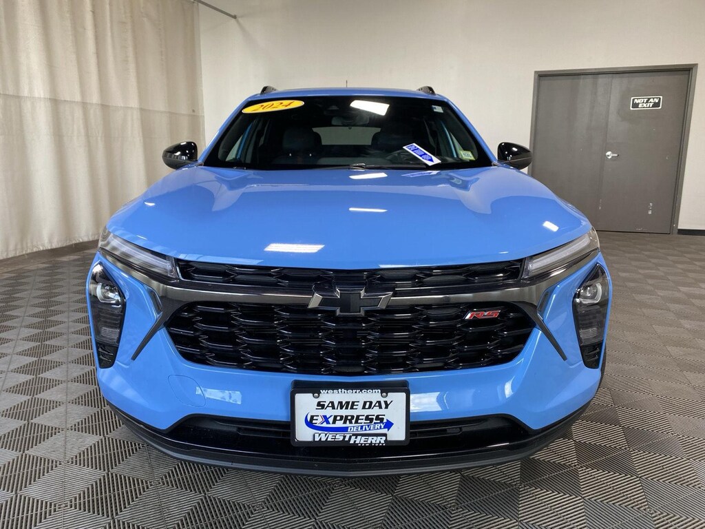 Used 2024 Chevrolet Trax RS SUV