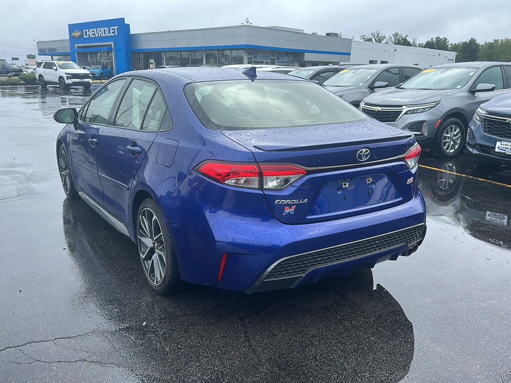 Used 2020 Toyota Corolla SE Sedan