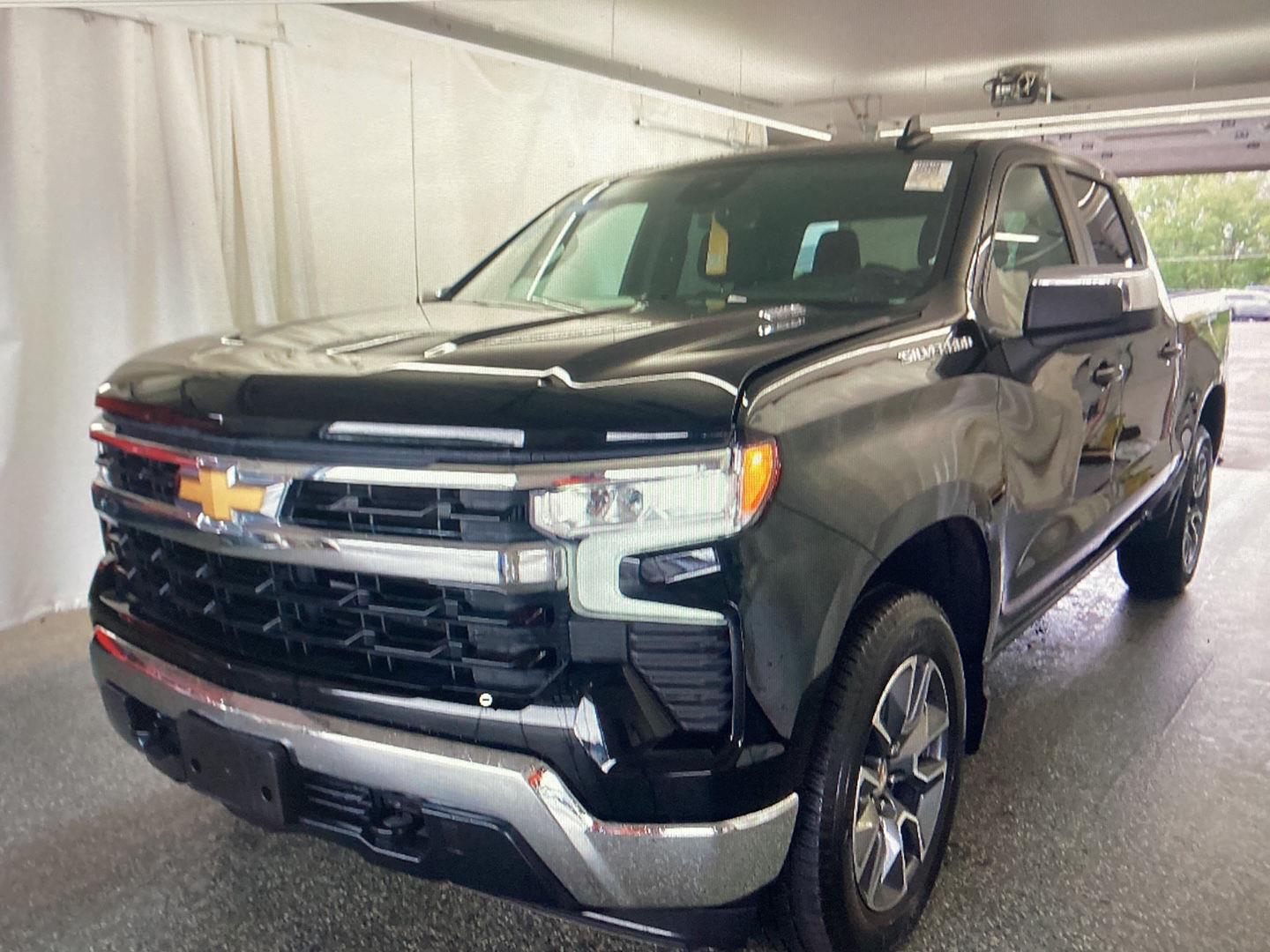 Used 2024 Chevrolet Silverado 1500 LT Truck