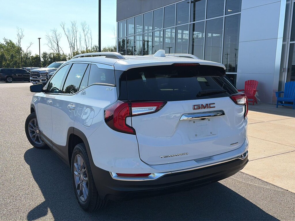 Used 2023 GMC Terrain UV
