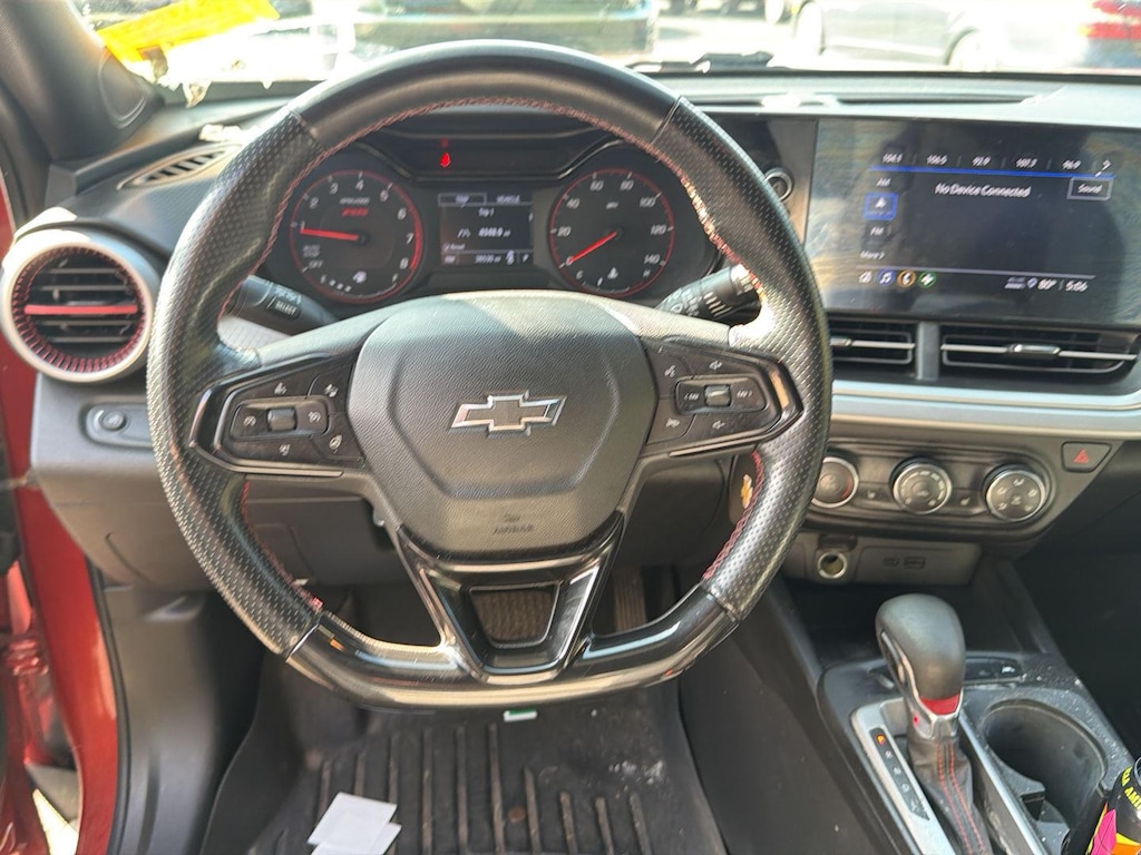 Used 2024 Chevrolet Trax 1RS SUV