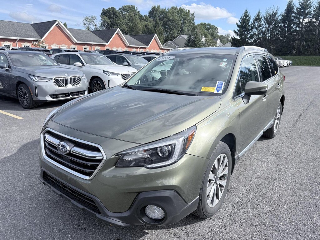 Used 2018 Subaru Outback Touring SUV