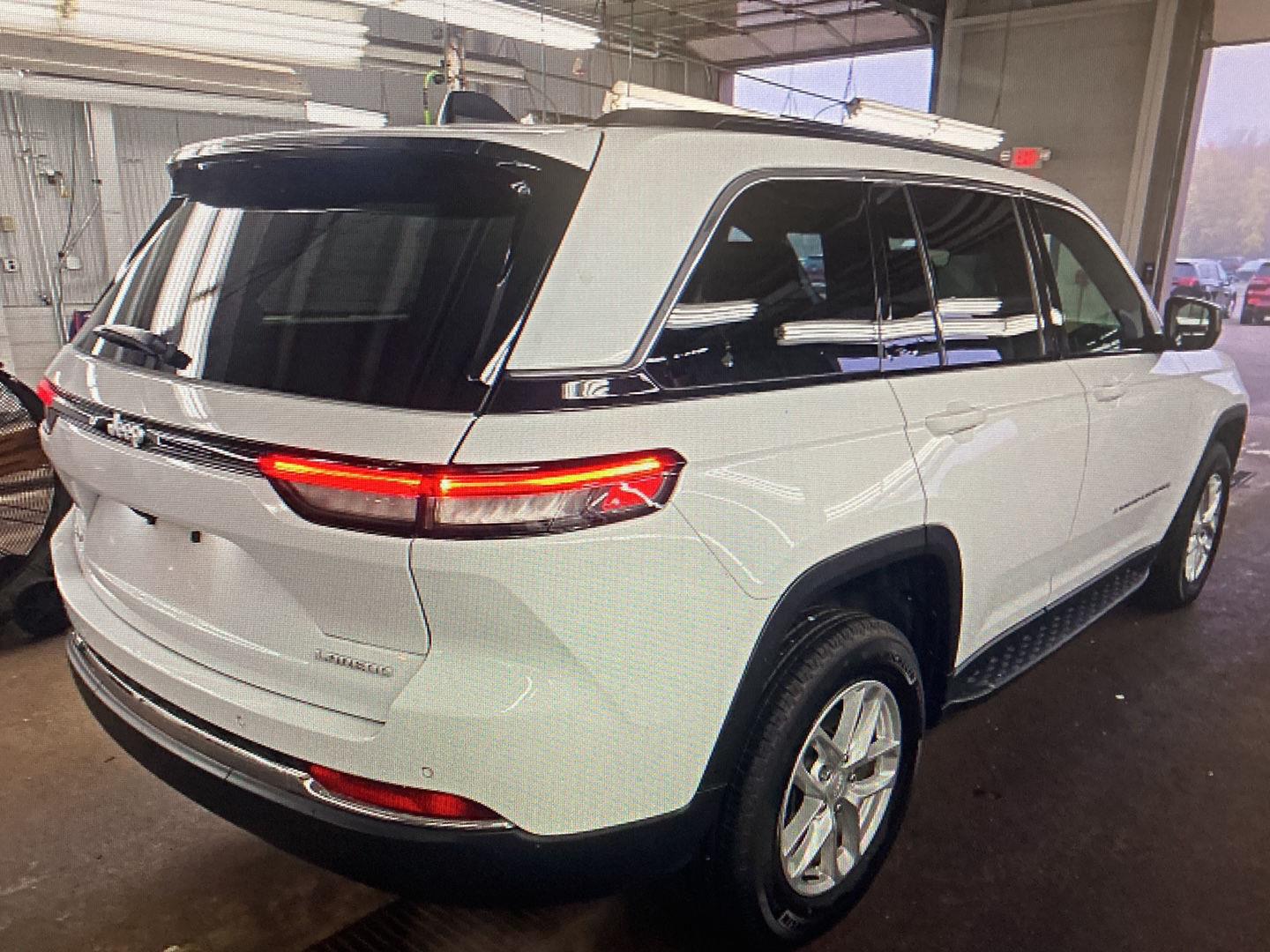 Certified 2025 Jeep Grand Cherokee Laredo X SUV