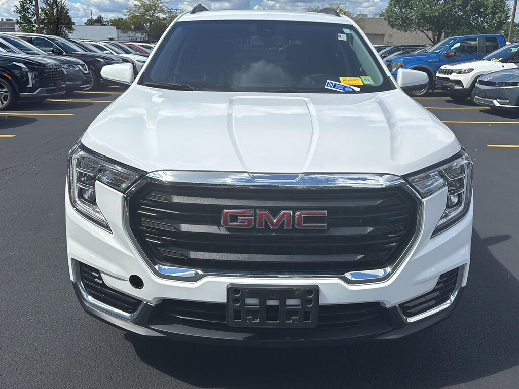 Used 2023 GMC Terrain SLE SUV