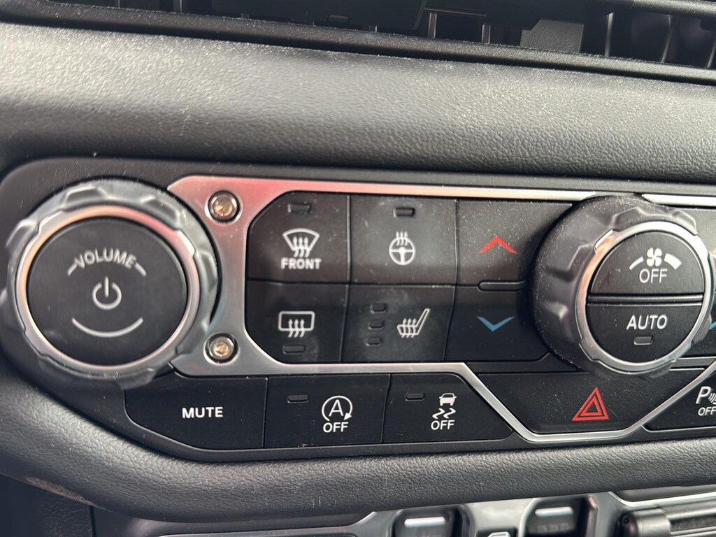 Used 2024 Jeep Wrangler Sahara SUV