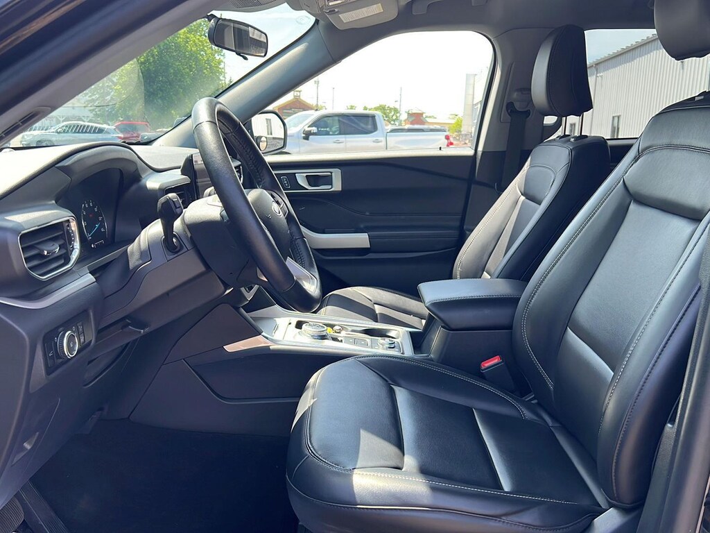 Used 2023 Ford Explorer XLT SUV