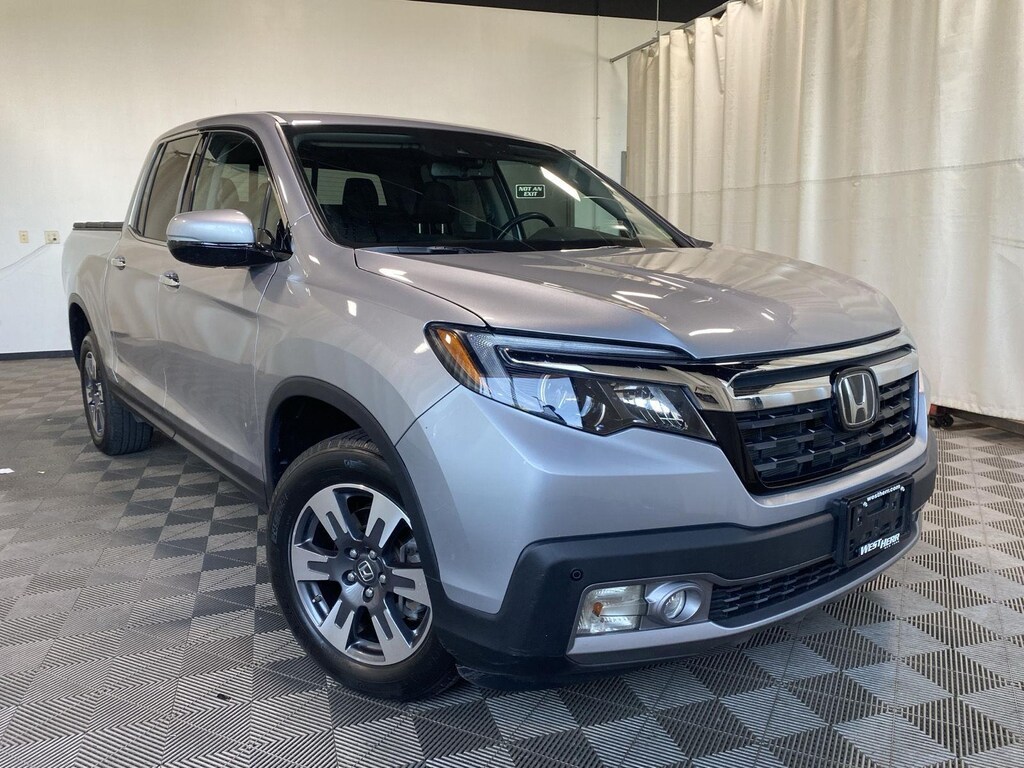 Used 2017 Honda Ridgeline RTL-E Truck