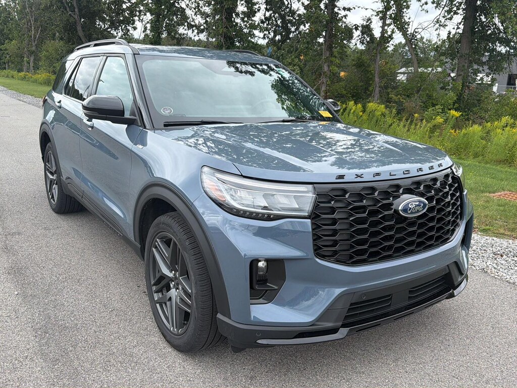 Used 2025 Ford Explorer ST-Line SUV