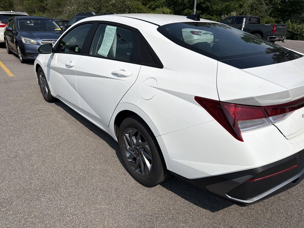 Used 2024 Hyundai Elantra SEL Sedan