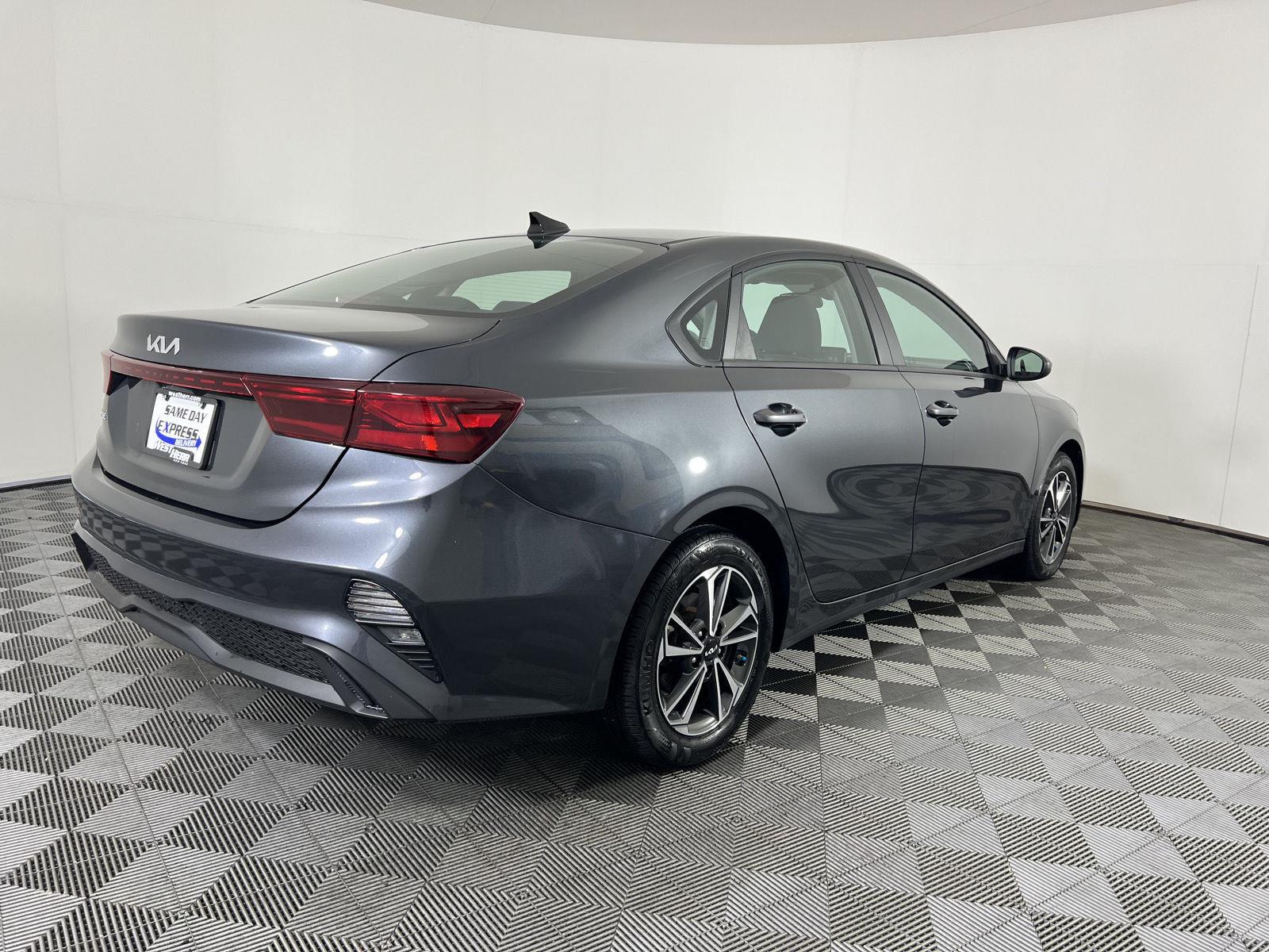 Used 2024 Kia Forte LXS Sedan